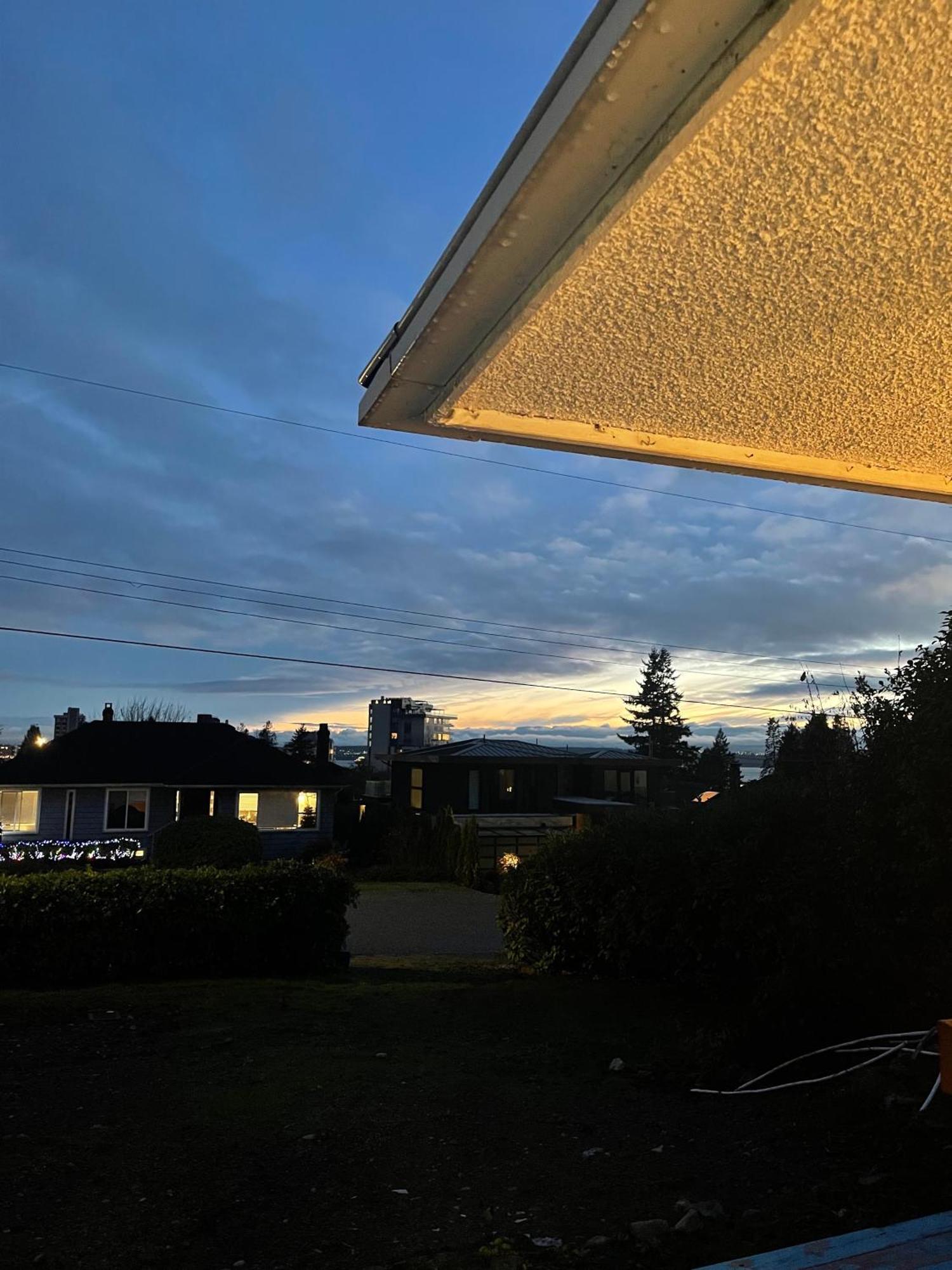 Home In West Vancouver Exterior foto